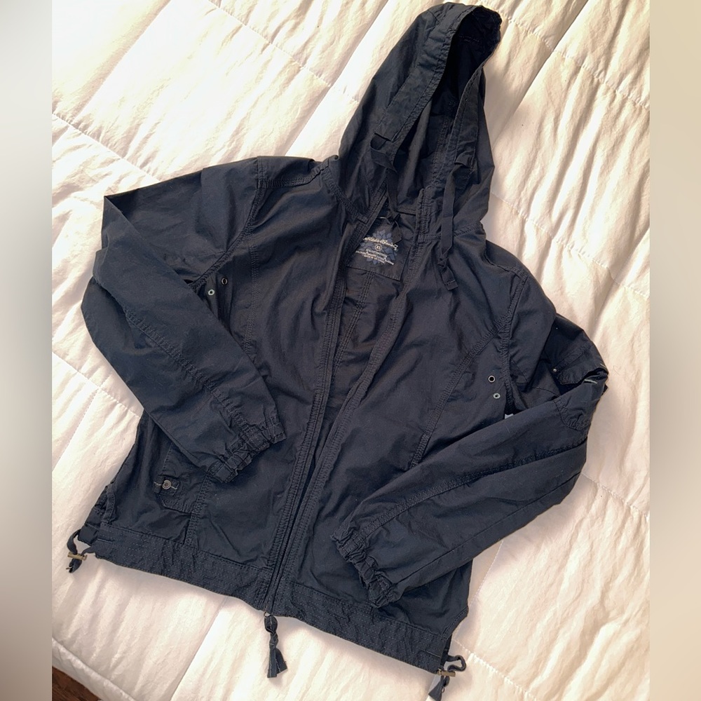 Eddie Bauer Navy Blue Windbreaker Style Coastal Cargo Utility Jacket with Hood